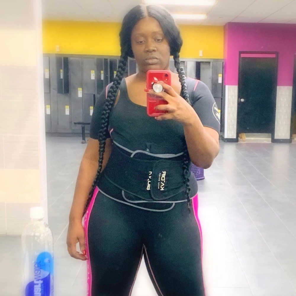 Keyshia Kaoir waist eraser fitness belt